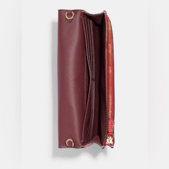 🌸NEW COACH 🍓 SIGNATURE COATED CANVAS AND SMOOTH LEATHER WITH TAGS. - Picture 4 of 5